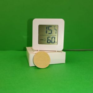 termo higrómetro de sobremesa, pequeño.